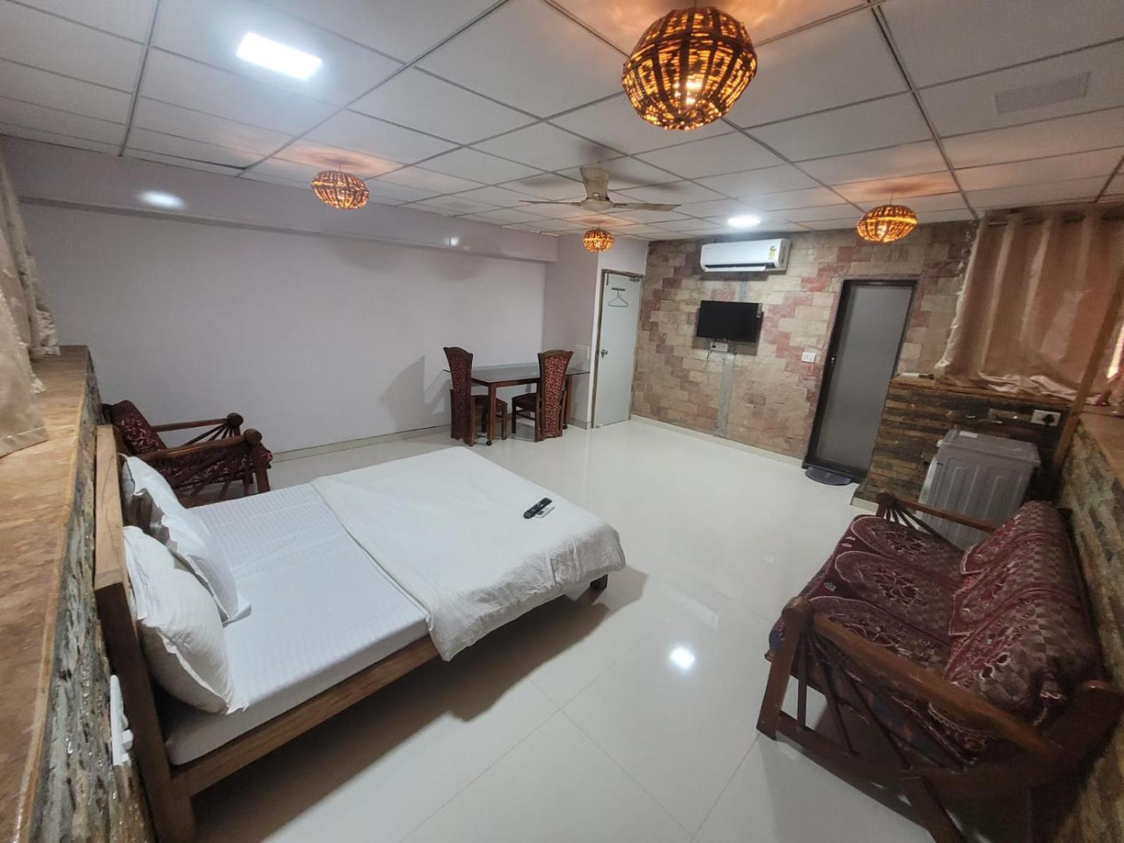 Agrawal Bhavan Budget Stay Only For Indians Mumbai  Buitenkant foto